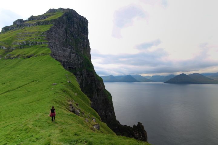 Kalsoy, Faroe Islands: Everything to Know About the Hike to Kallur