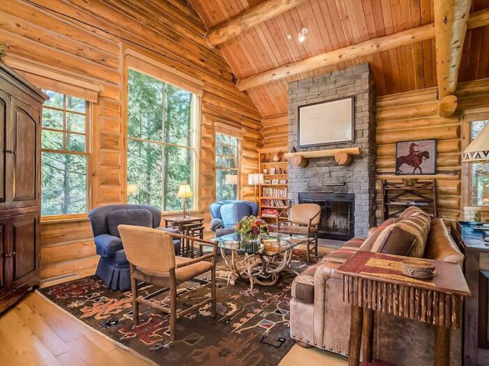 10 Super Cozy Airbnbs near Grand Teton National Park