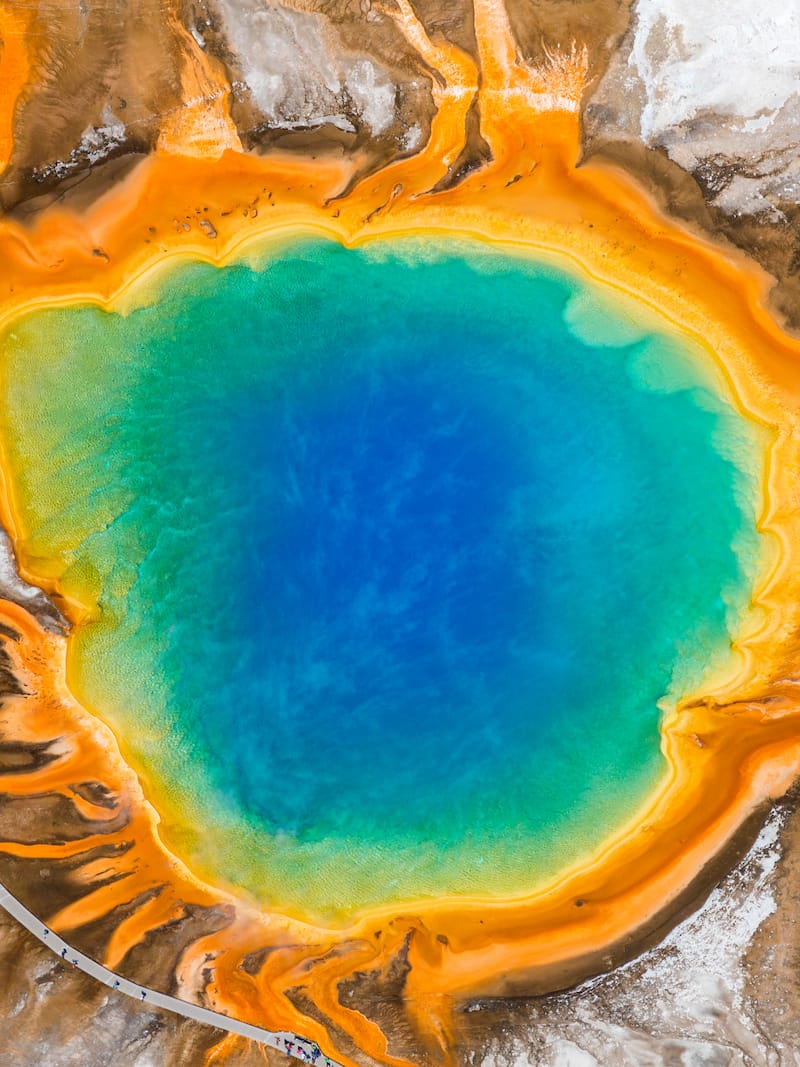 5 Jaw-Dropping Attractions in Yellowstone • Megan Starr | Scandinavia ...