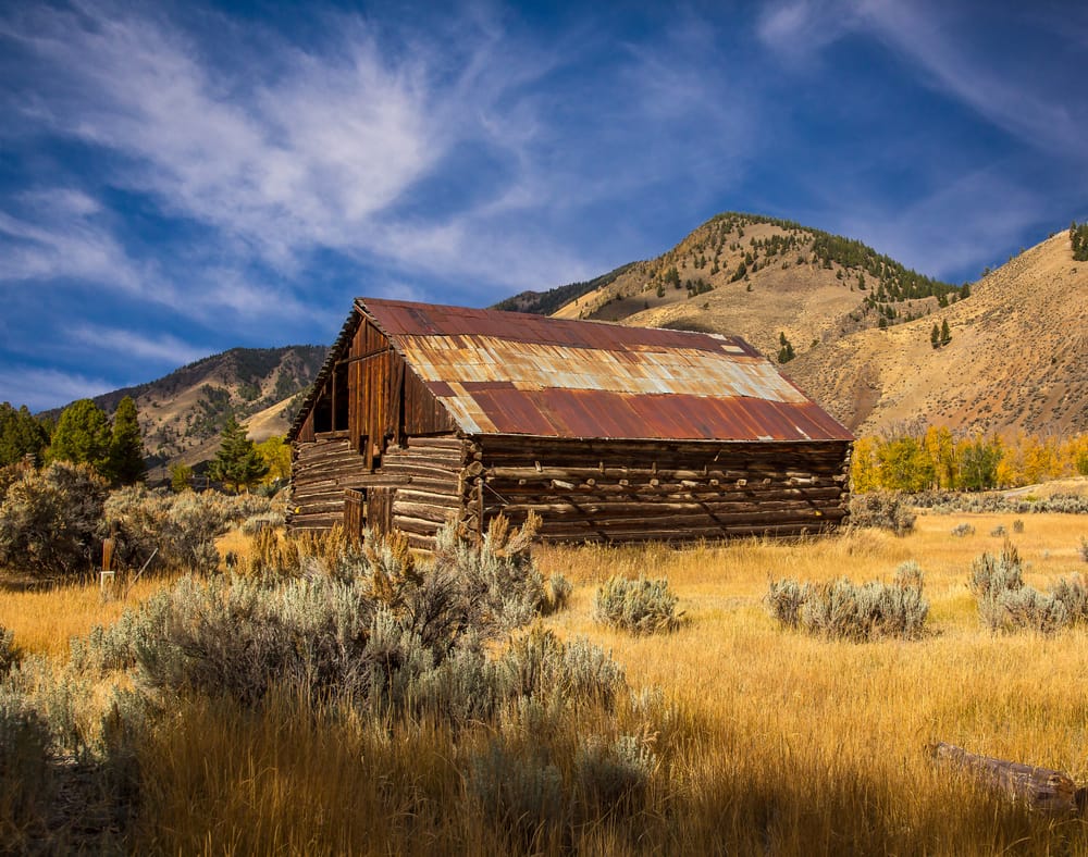 16 Best Small Towns in Idaho for a Weekend Getaway