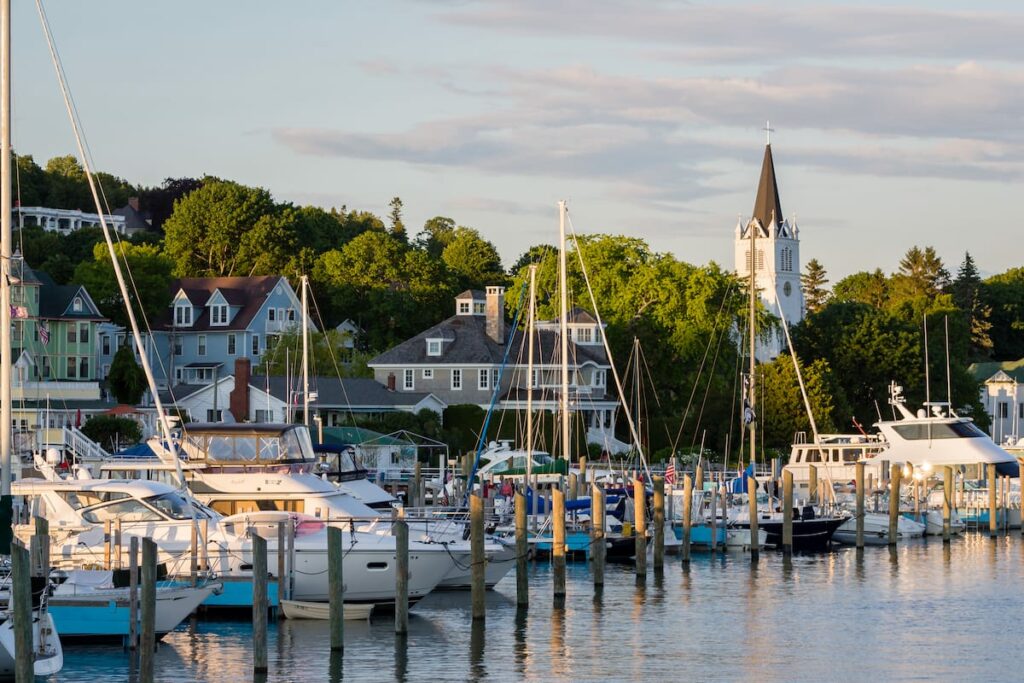 15 Best Small Towns In Michigan (That You Should Visit!)