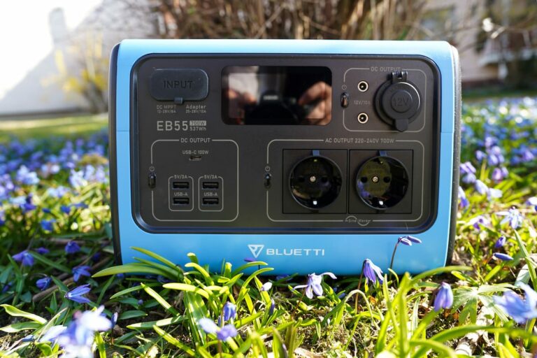 Bluetti EB55 Portable Power Station (Review   How to Use)