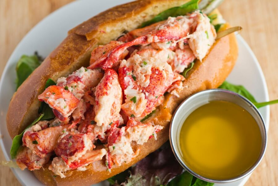 13 Places for the Best Lobster Roll in Maine (+ History and Tips!)