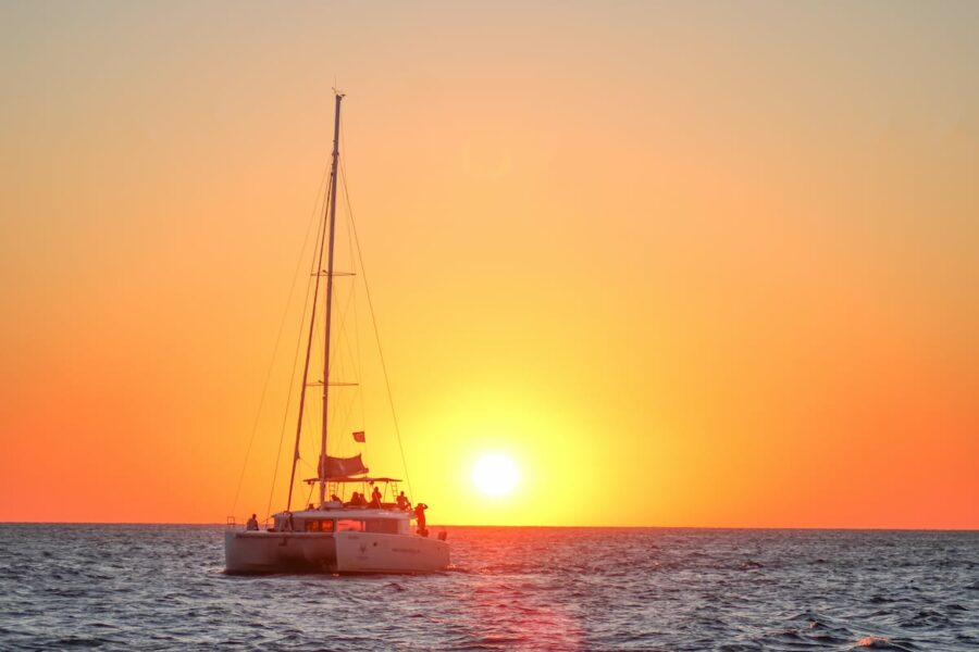 catamaran cruise santorini greece